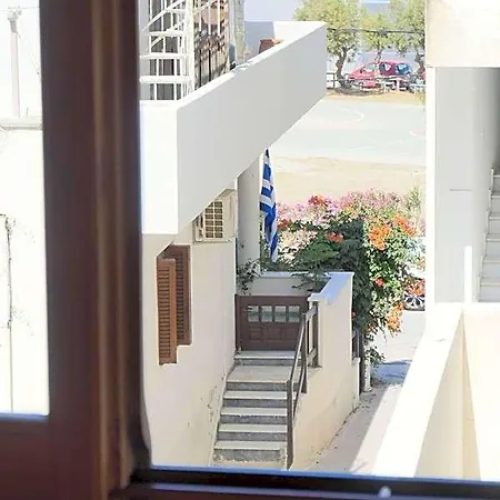 호텔 Central City Apartment Naxos City